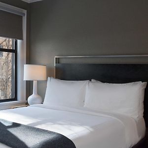 Modern Queen Room